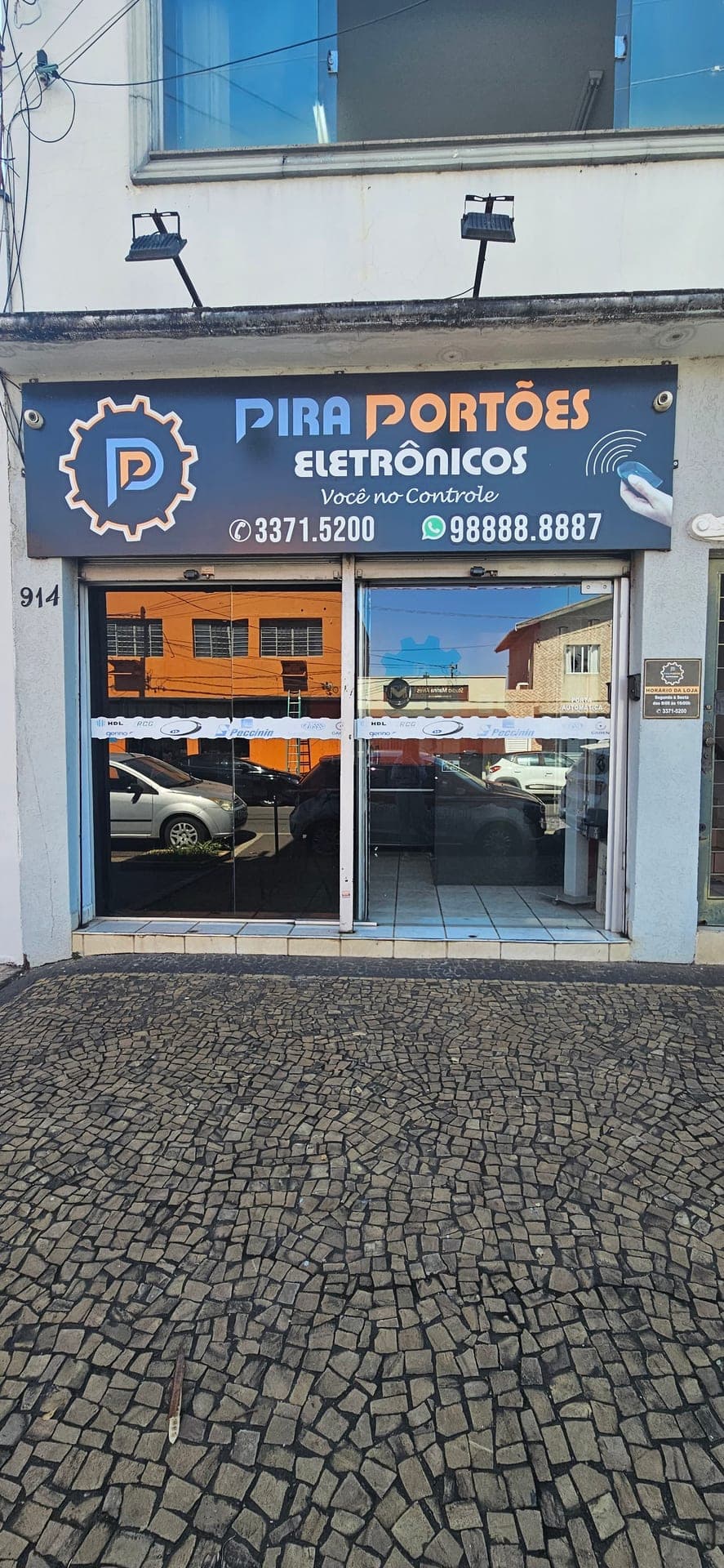 Fachada da loja Pira Portões